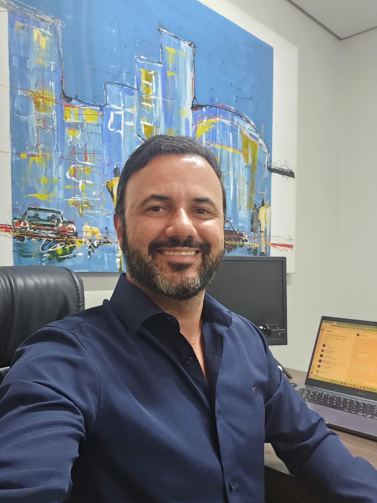 Dr. Leonardo Gutierrez — Advogado especialista em distrato imobiliário